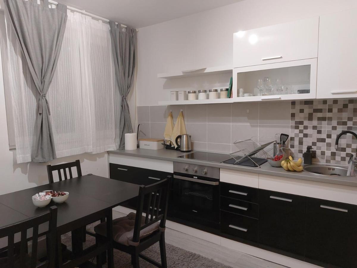 Apartman Pletisanak Gornji Milanovac Extérieur photo